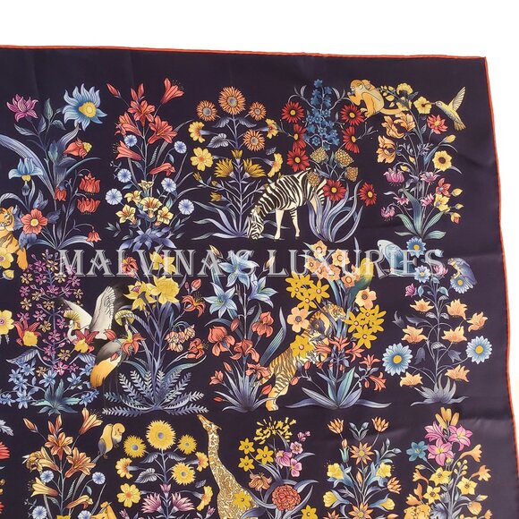 SALVATORE FERRAGAMO SCARF SIGNATURE FLOWER JUNGLE ANIMALS PRINT SILK 35" - Picture 9 of 13